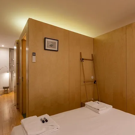 Apartment Orm - Almada Balcony Porto